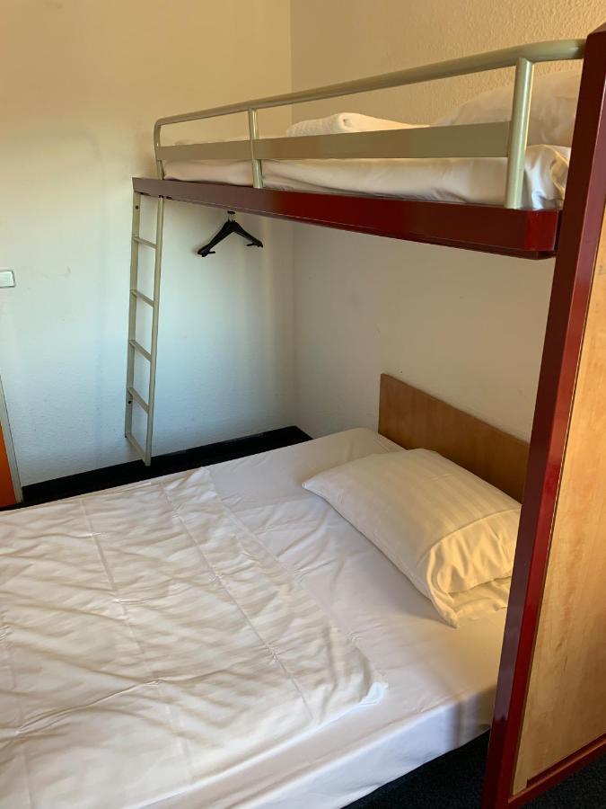 Motel 24H Koeln Frechen Exterior foto